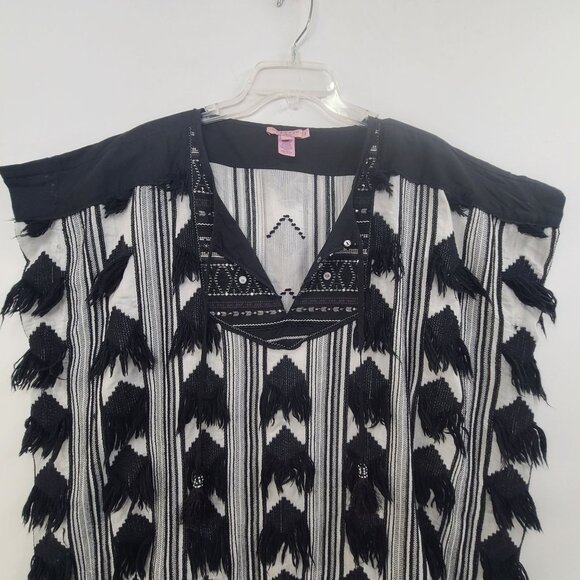 *Calypso St. Barth Women's Boho embroided Poncho Pullover Top Black  White  Smal - Picture 3 of 12